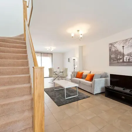 The John Jameson Townhouse Apartment