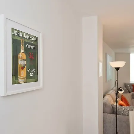 The John Jameson Townhouse Апартаменты *